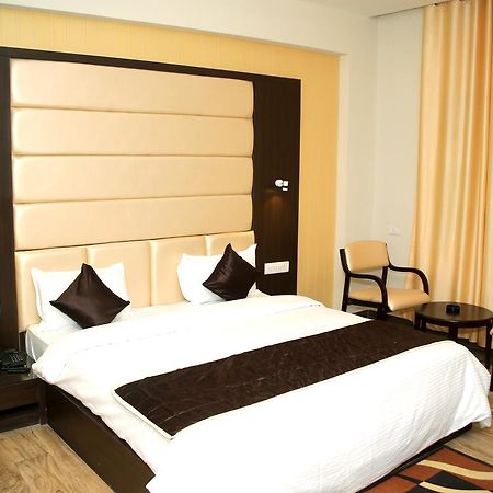 Hotel Lavanya Palace Ratlām المظهر الخارجي الصورة