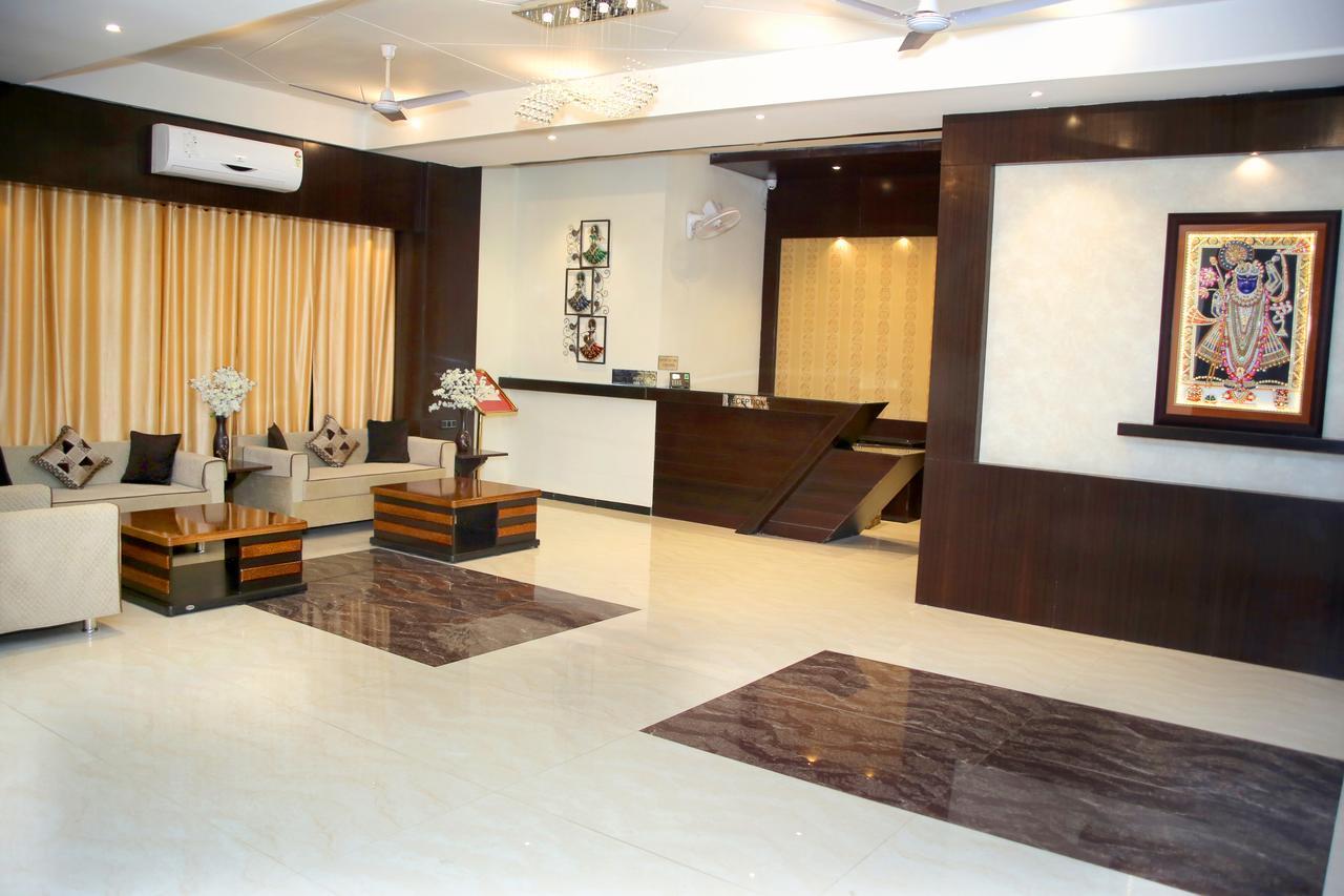 Hotel Lavanya Palace Ratlām المظهر الخارجي الصورة